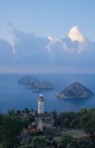 lighthouse-and-islands